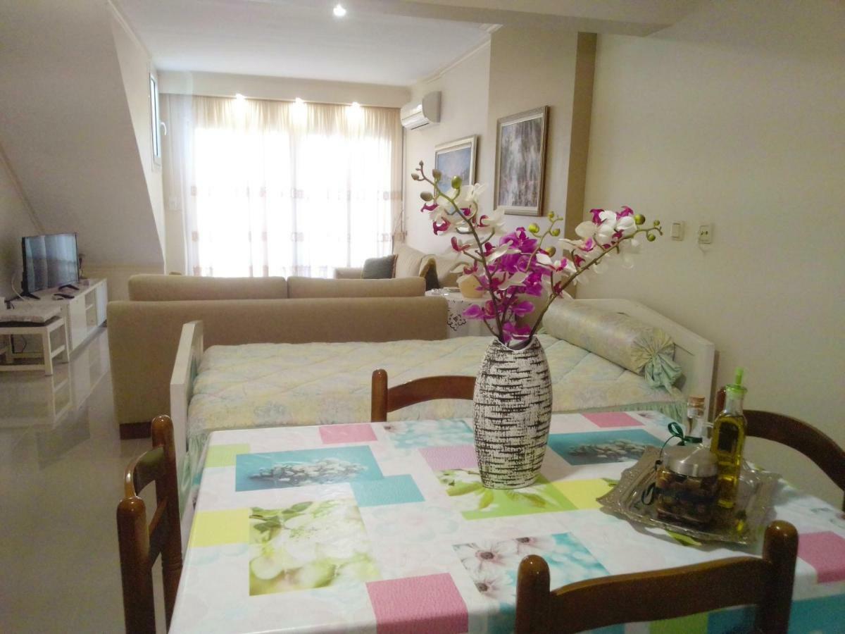 Apartmán Maria'S Garden House Flogita Exteriér fotografie